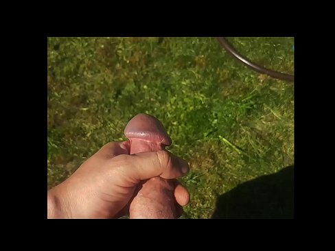 ❤️ Horúca kočka si nechá jebnúť ružovú kundičku a vystrieka sa so squirtom v letnej záhrade ❤ Porno na sk.com-pornzog.ru ❤